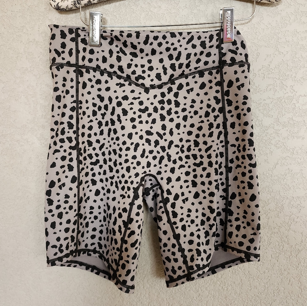 Balance Athletica asend short size Large
